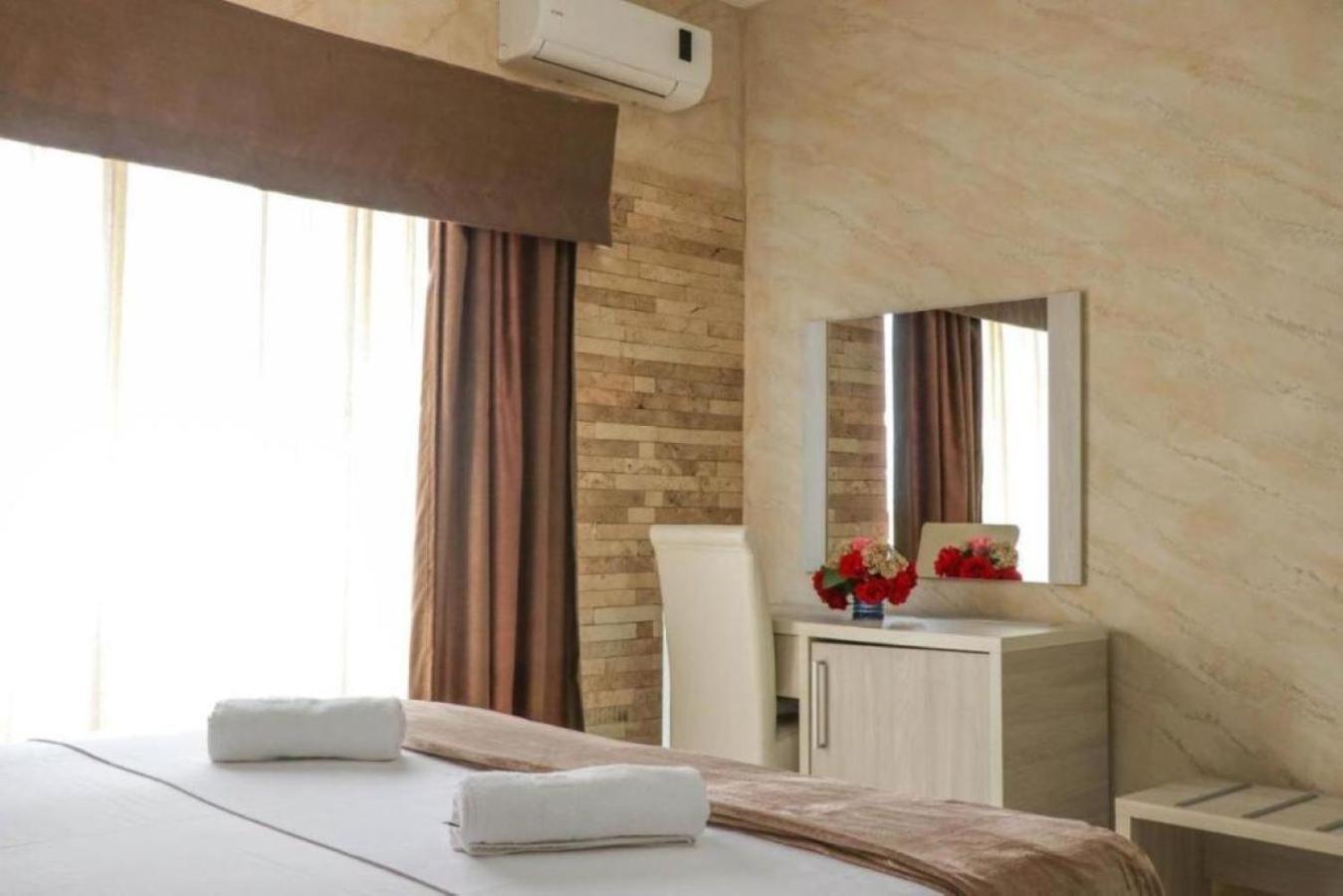 Imperial Hotel Ulcinj Exterior photo